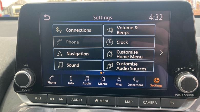 Nissan Juke 1.6 Hybrid Tekna 5dr Auto Hybrid Hatchback